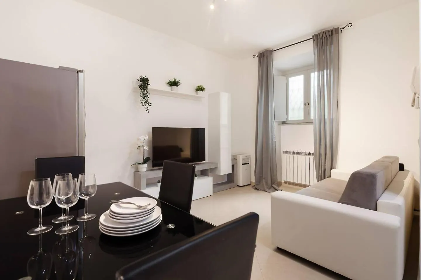Appartamento Moderno Nel Cuore Di Roma 0*, Rome Italy